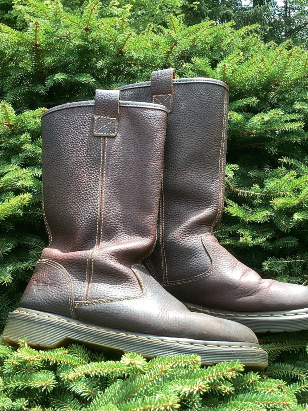 Dr. Martens BELSAY Genuine Thick Pebbled Brown Leather Pull On Boots🦋